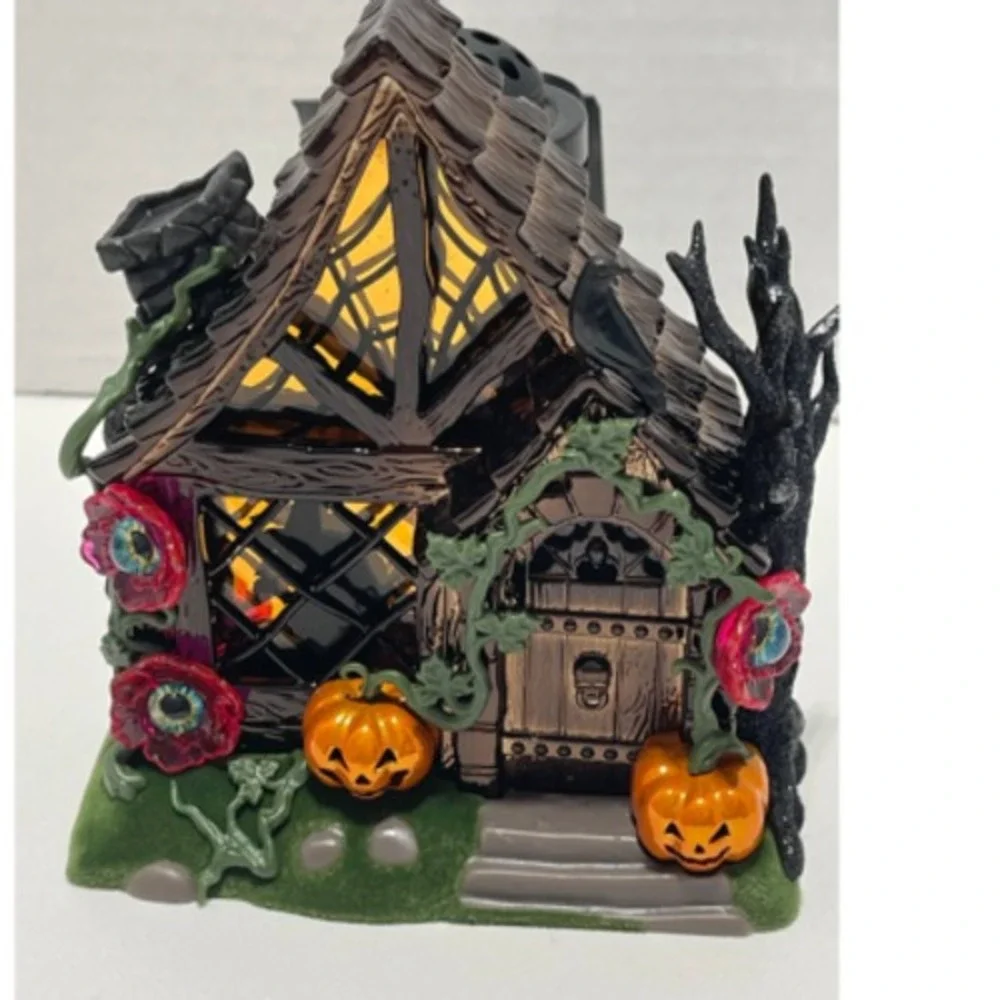Bath & Bodywork's Halloween 2022‎ With Cottage Night Light Projector Wallflower